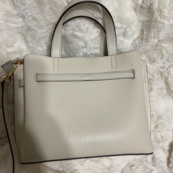 Michael Kors Pebble Leather Cross body - Picture 2 of 4